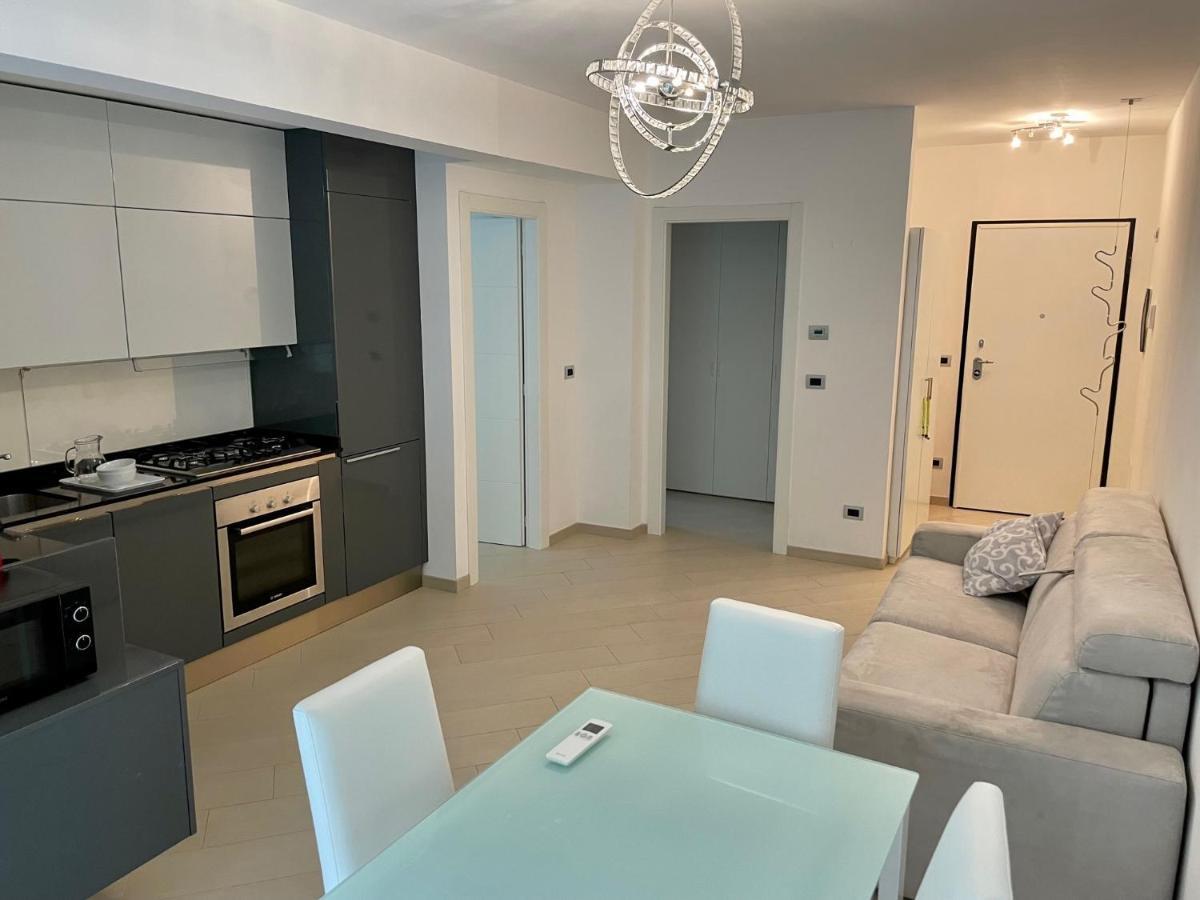 Santa D'amare Con Terrazzo E Box Auto Privato * Santa Margherita Ligure
